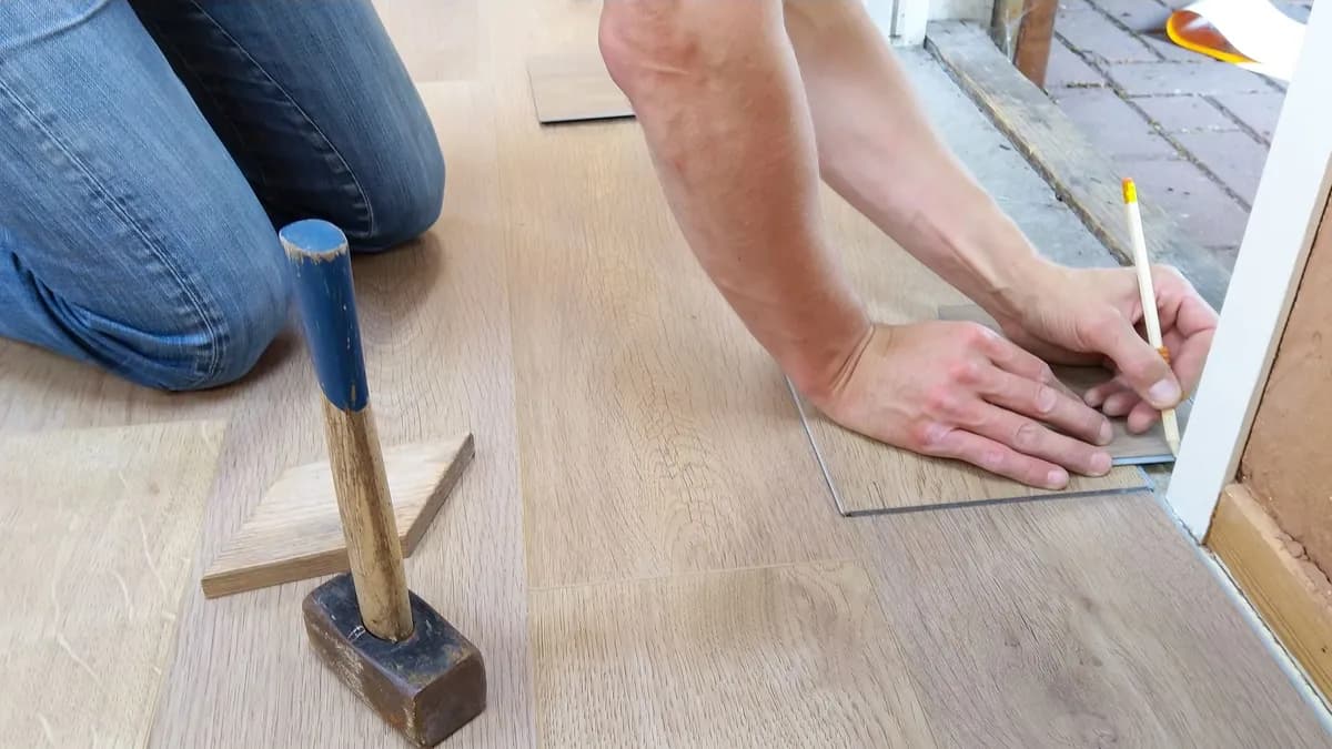 Zo bereken je hoeveel laminaat je écht nodig hebt (mét snijverlies)